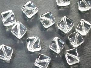 �V�R�΃r�[�Y�̐���A�E�΂߃L���[�u6x6x6mm