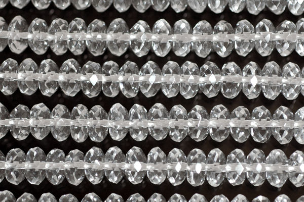 �V�R�΃r�[�Y�̐���A�{�^���J�b�g8x4mm