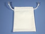 134pouch-whiteL.jpg